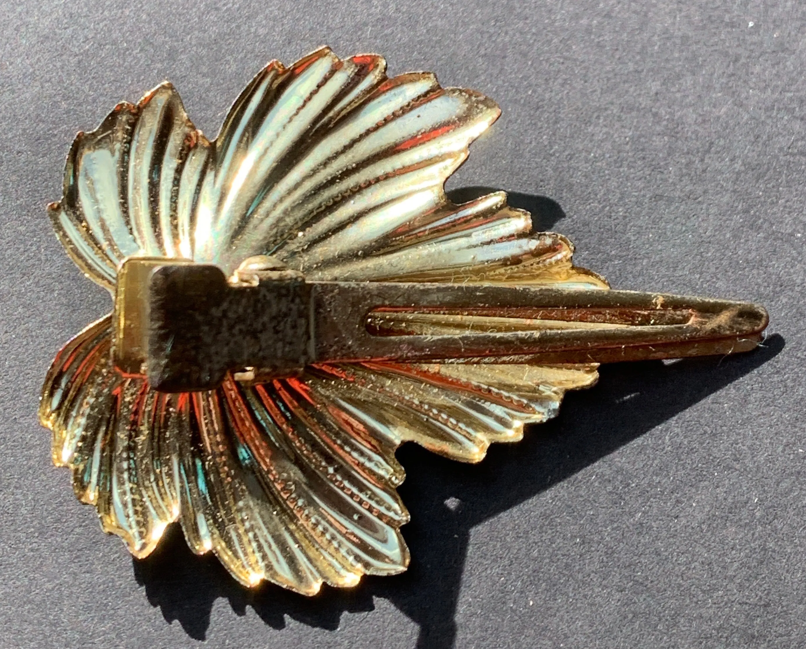 Flamboyant 1960s Golden Leaf Vintage  Hair Clip