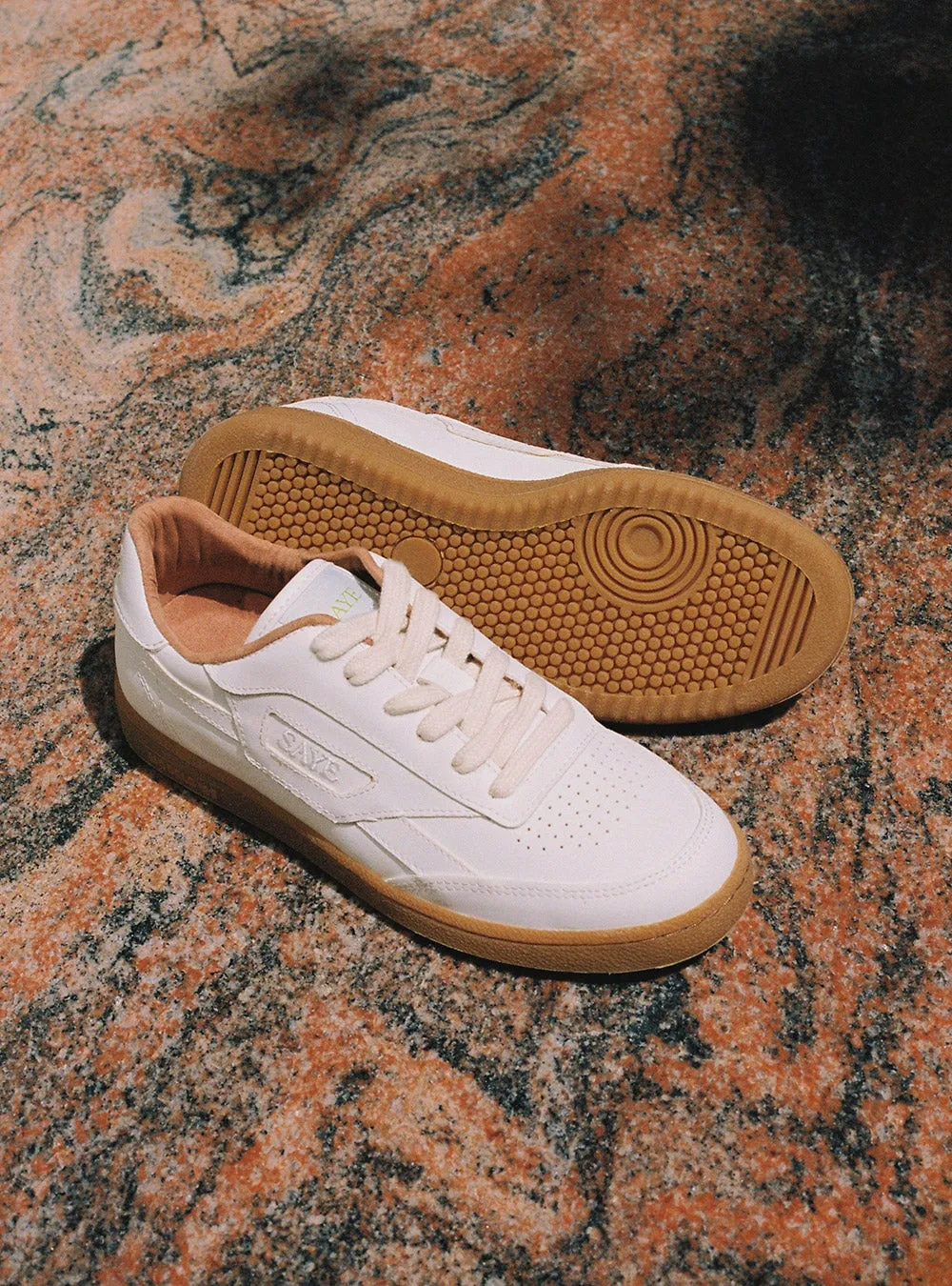 M89 Icon - Off-white & Caramel