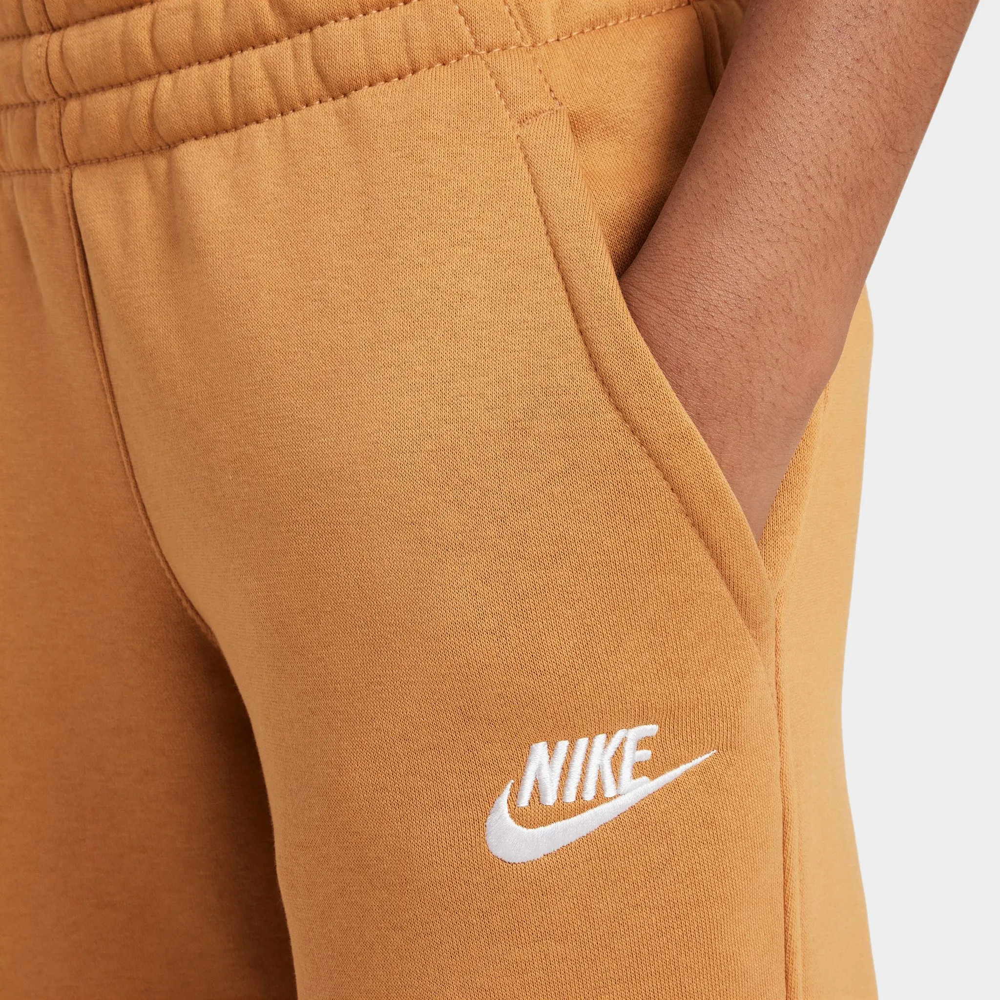 Nike Junior Boys' Club Fleece Joggers Flax / White