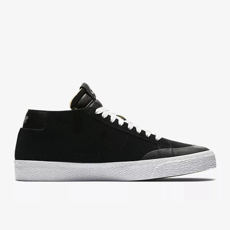 SB Zoom Chukka (Black/Black Gunsmoke)